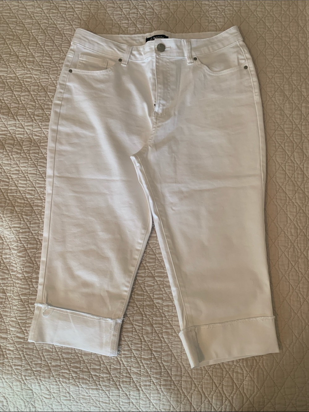 d. jeans White Cropped Cuffed Women’s Jeans